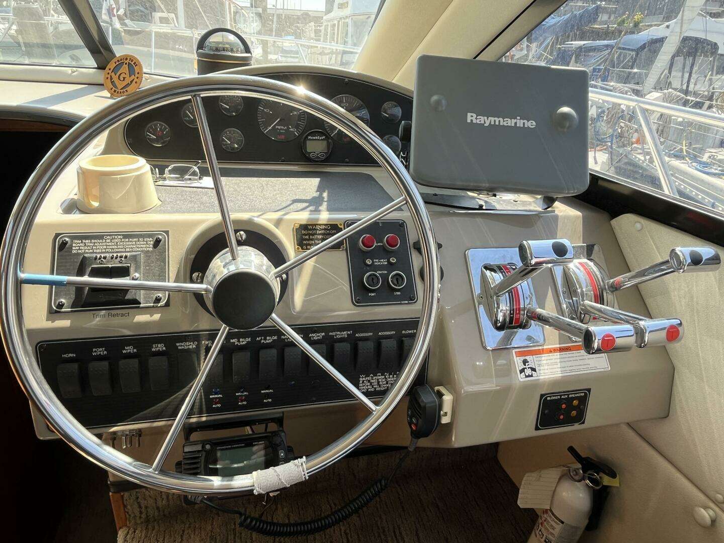 1996 Bayliner 3788 Command Bridge - Image 4