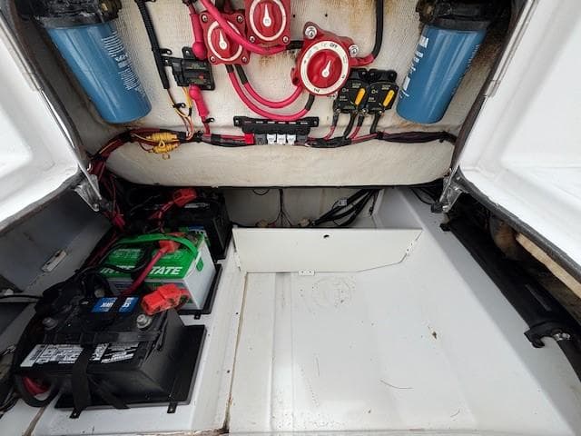 2015 Sportsman Heritage 251 Center Console - 30