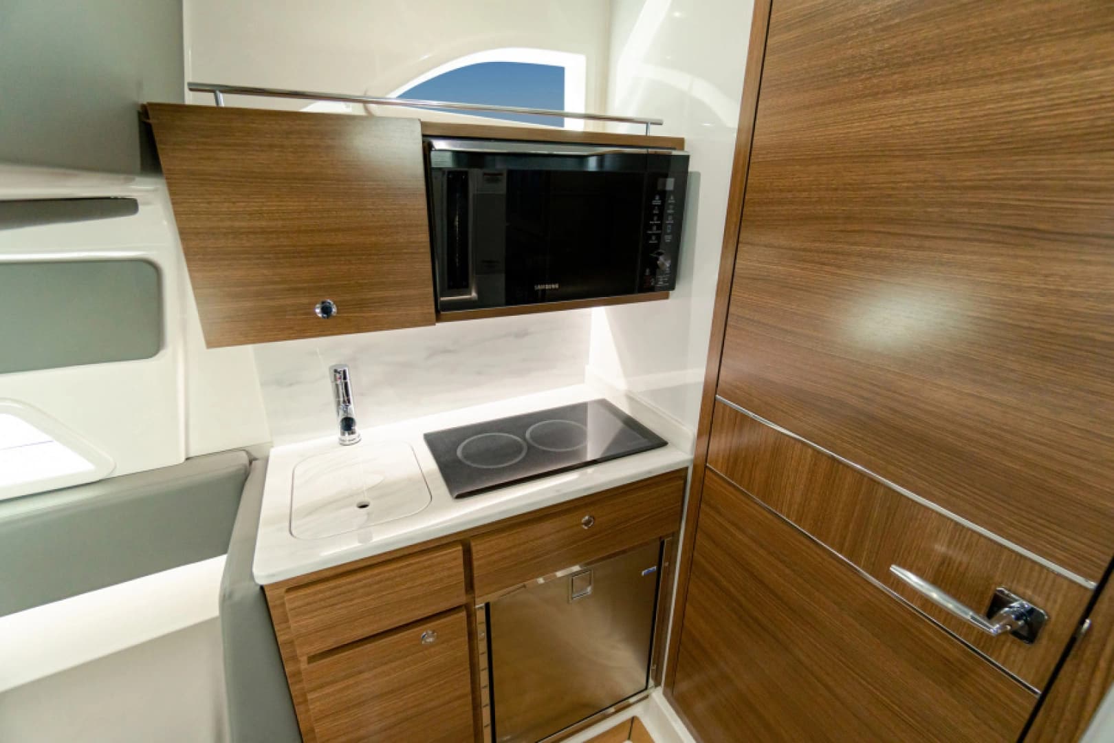 2027 Valhalla Boatworks V-46 - Image 15