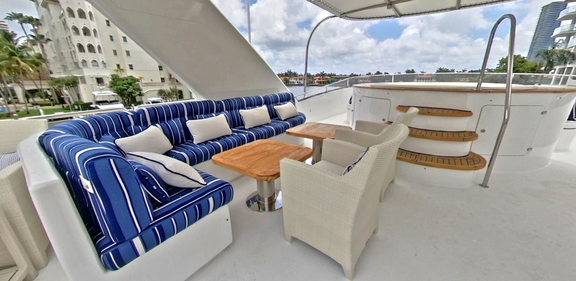 2003 Benetti 115 Classic - Image 9