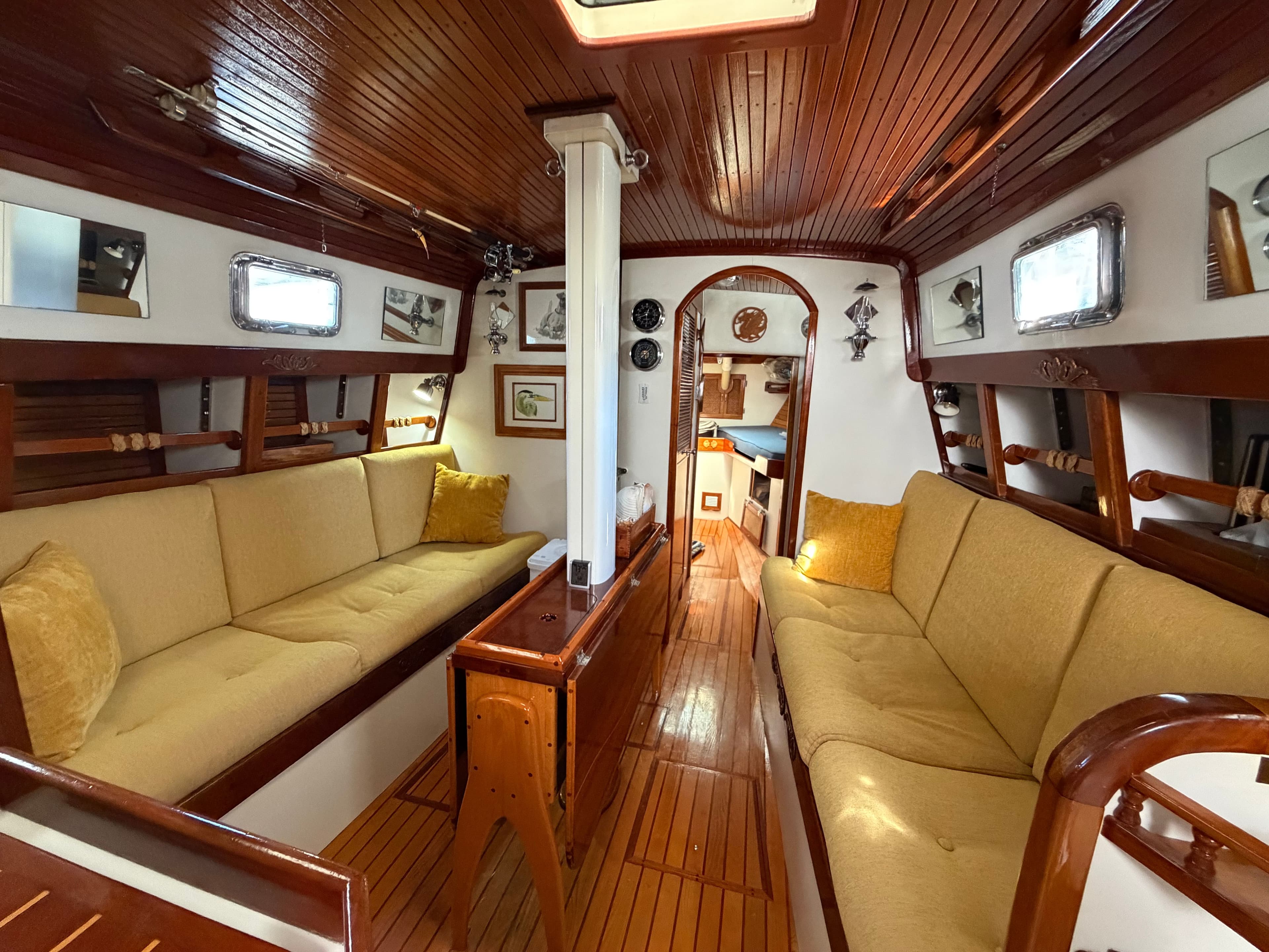 1985 Benford 39 - 43