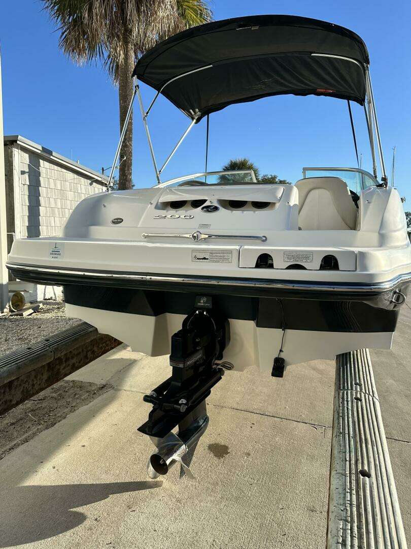2012 Sea Ray 200 Sundeck - Image 19