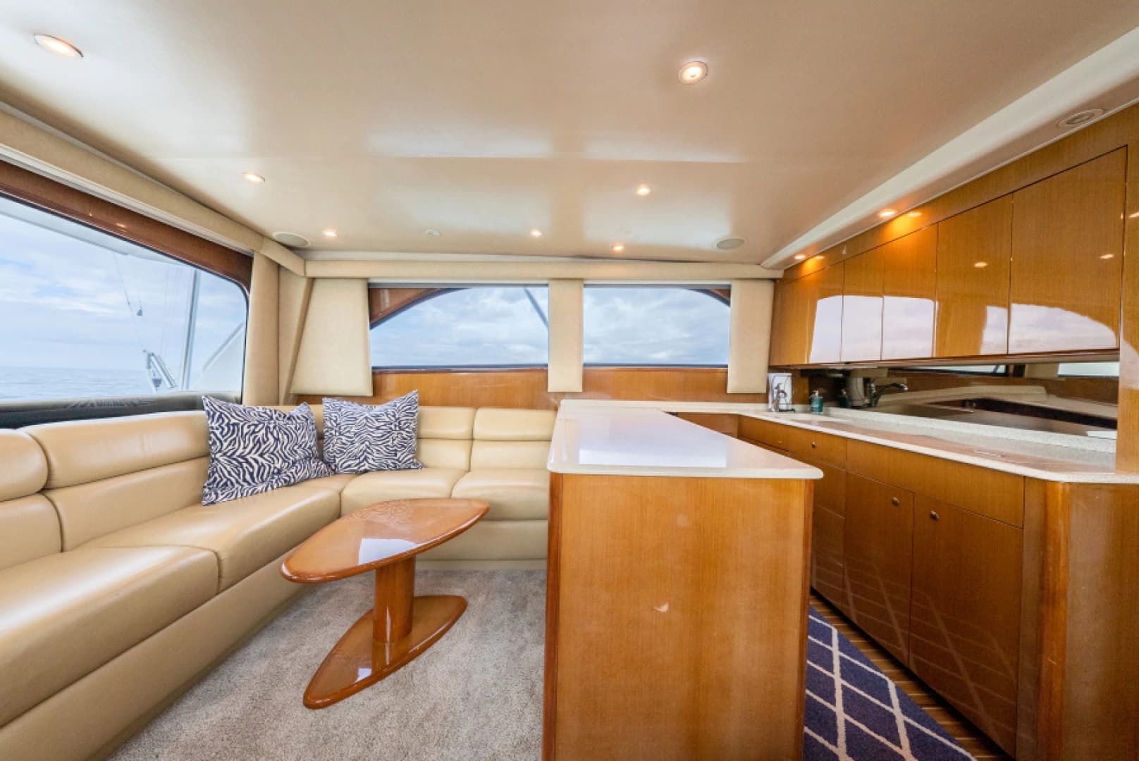 2003 Viking 45 Convertible - Image 4