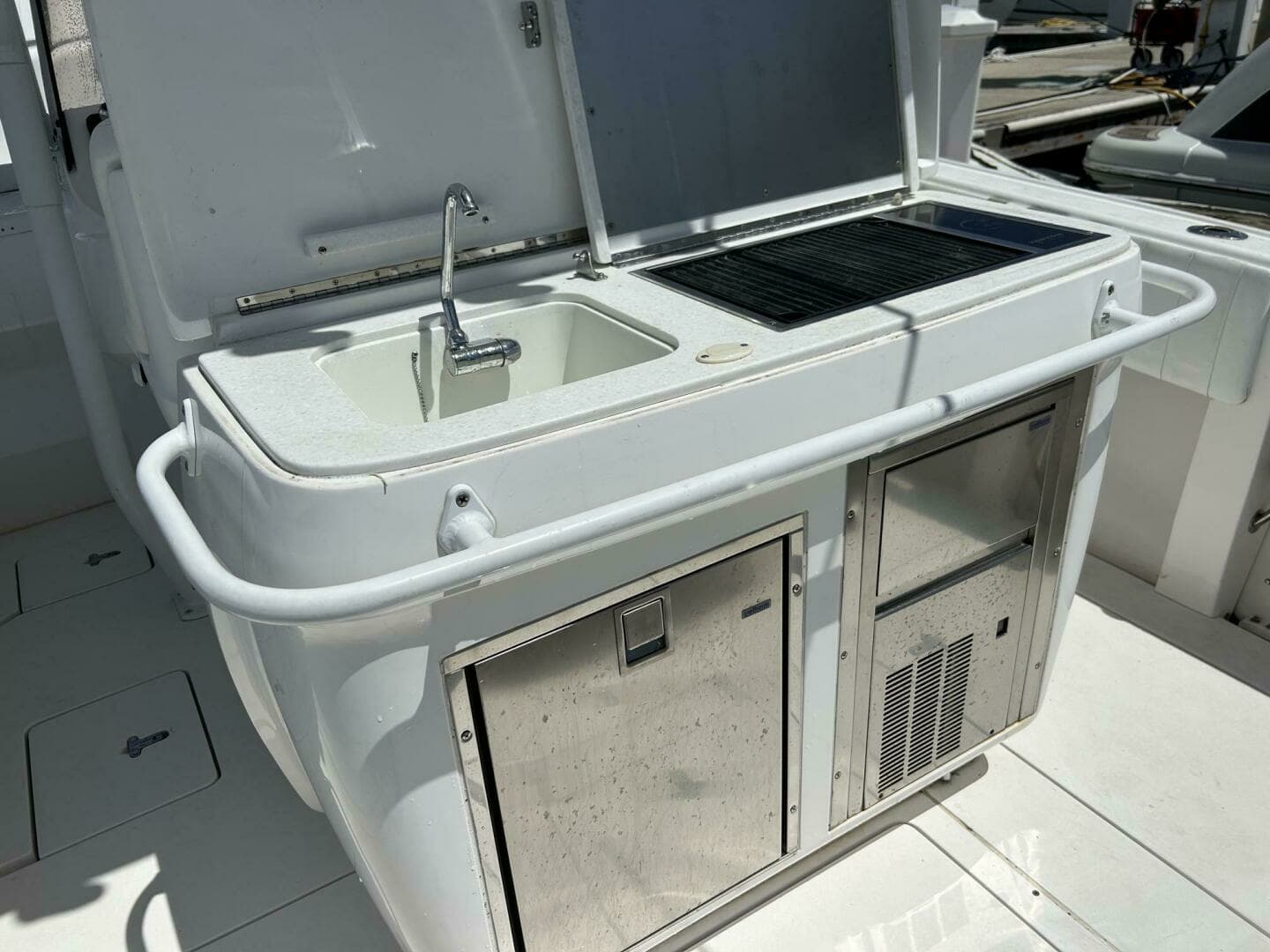 2011 Intrepid 323 Cuddy - Image 32