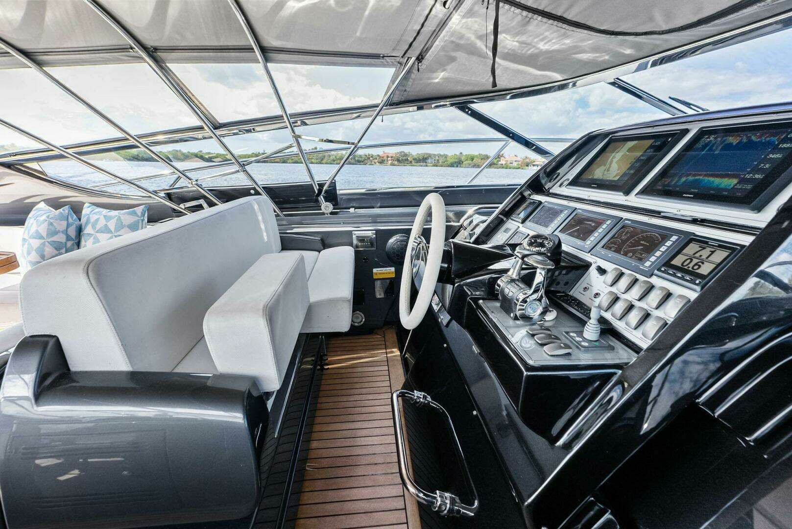 2015 Riva 63 Virtus - Image 36