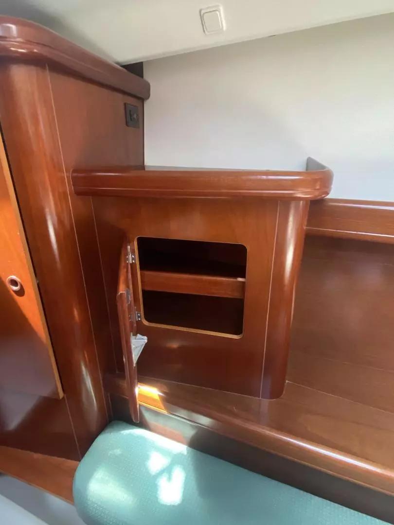 2004 Beneteau 473 - Image 41