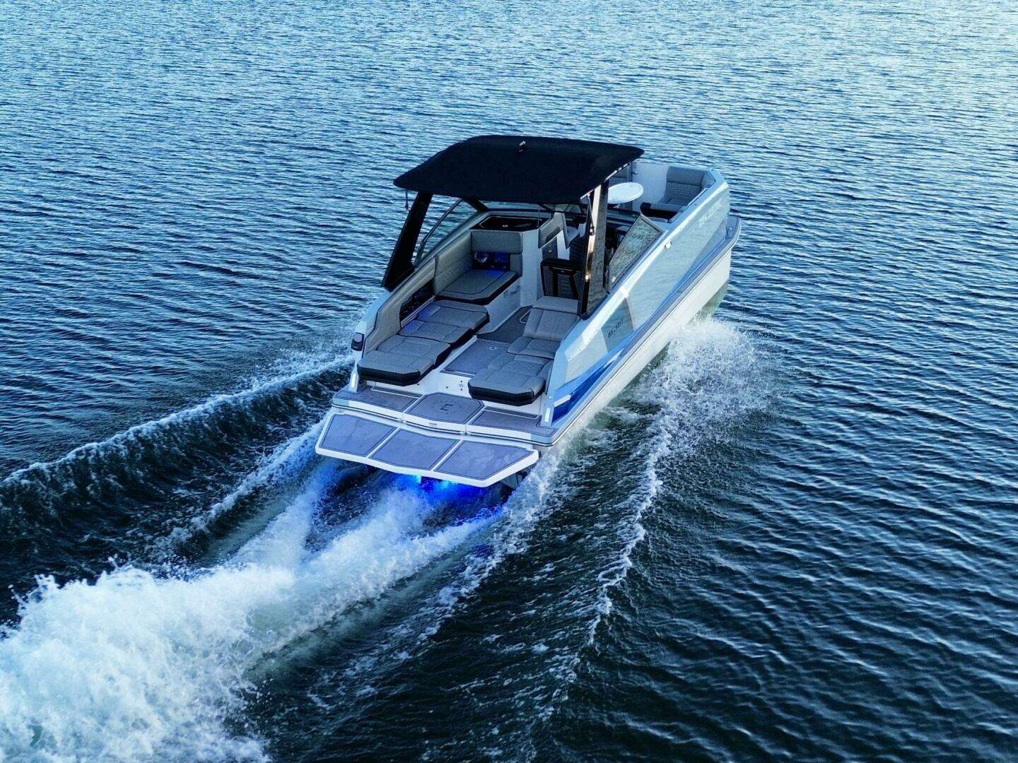 2023 Correct Craft Ingenity 23EL2 Electric Boat - Image 199