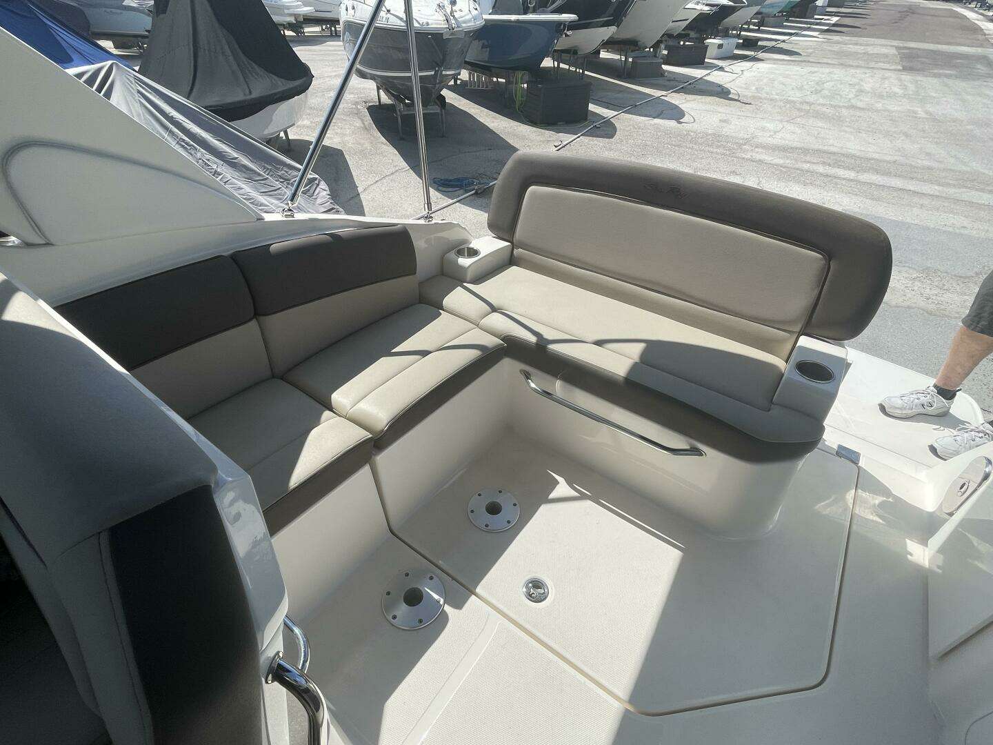 2015 Sea Ray 260 Sundancer - Image 29