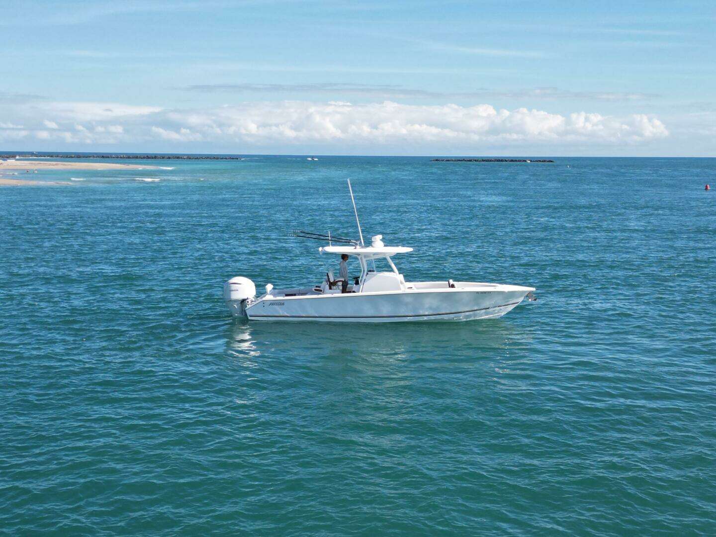 2025 Jupiter 32 FS - Image 16