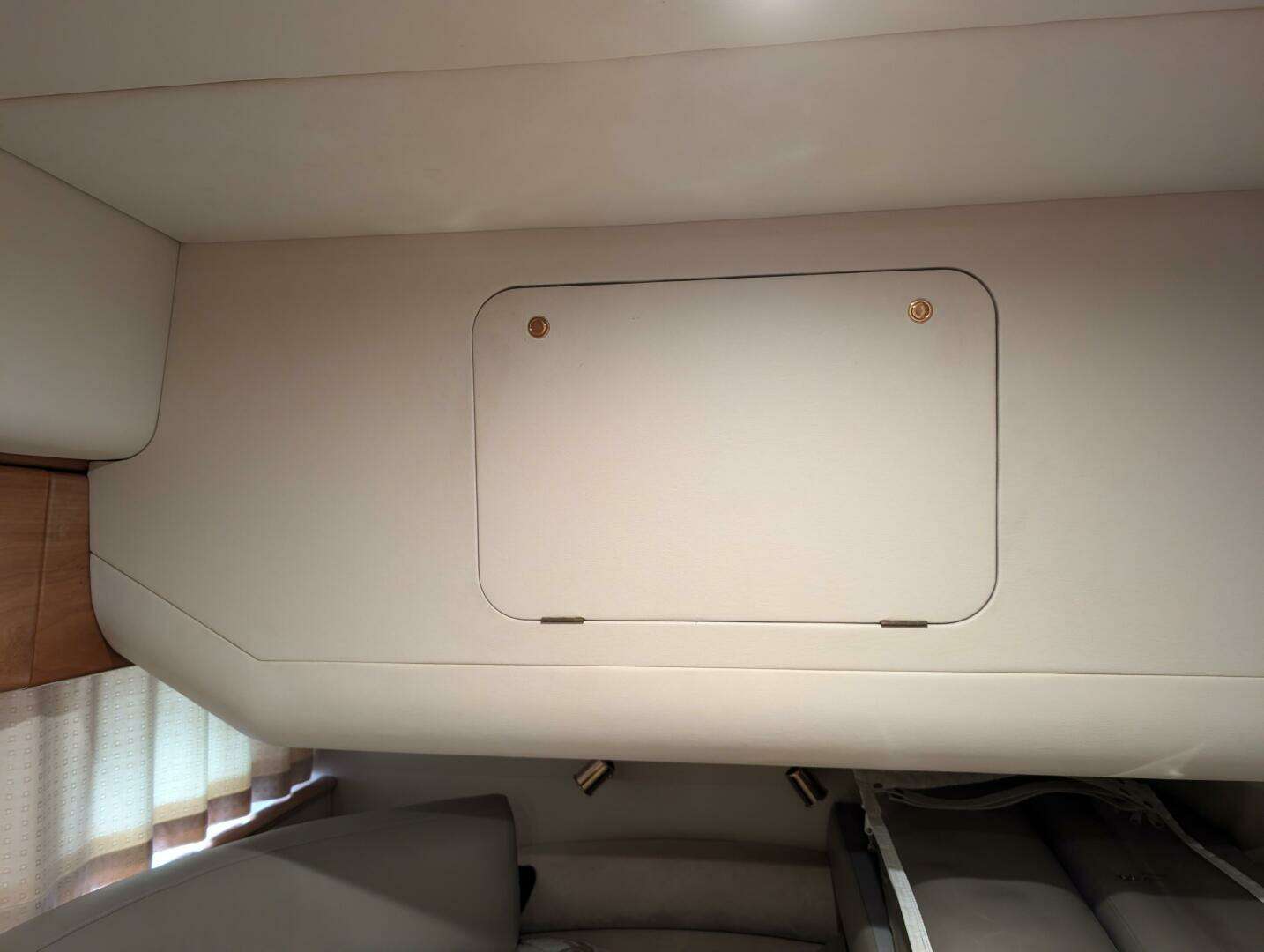1998 Viking Princess Sport Cruiser - Image 41