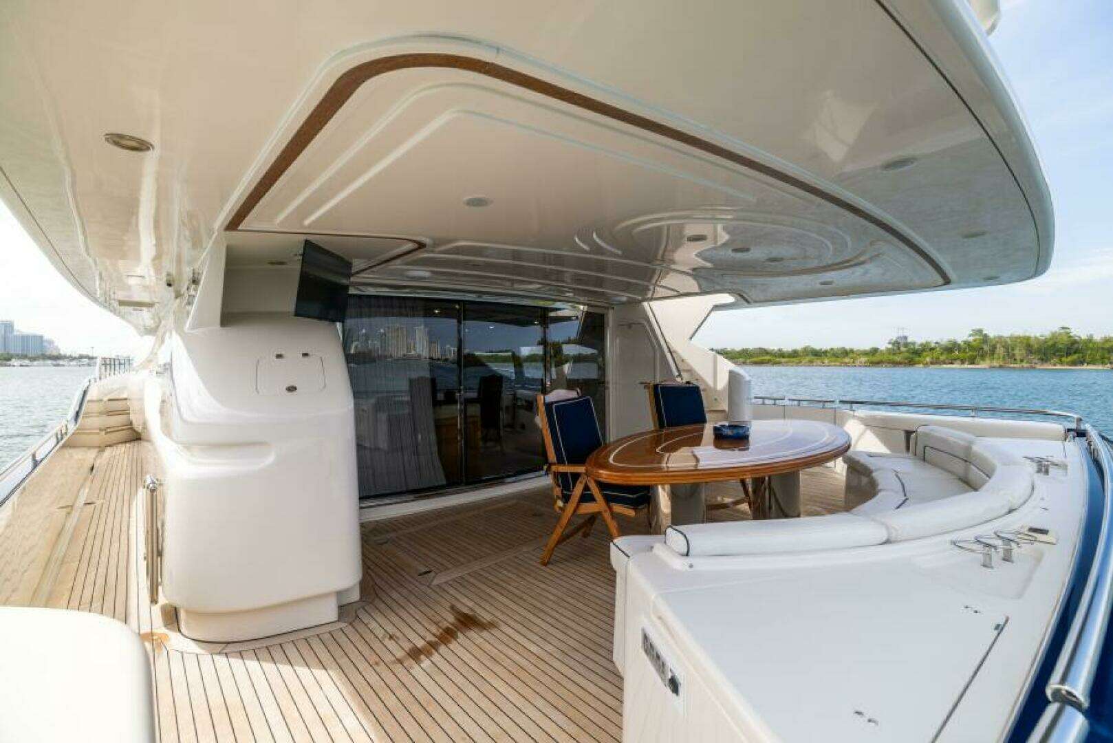 2001 Ferretti Yachts 94 Raised Pilothouse - Image 43