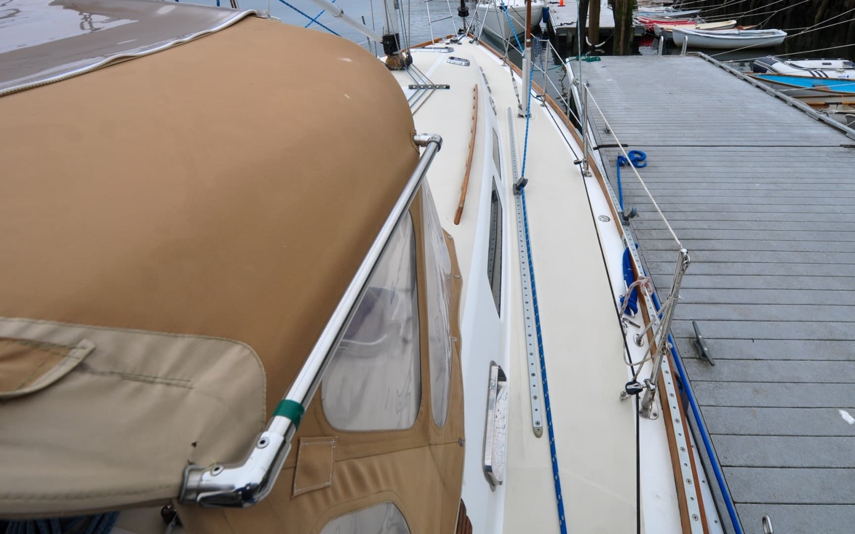 2004 Sabre 426 - Image 29