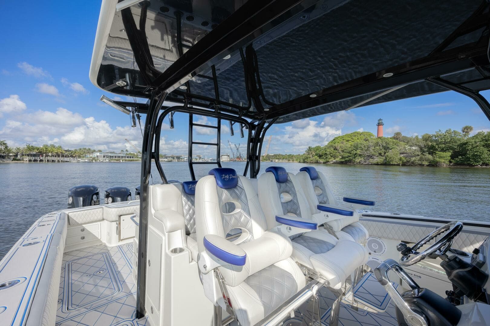 2014 Hydra-Sports 42 Custom Siesta - Image 16