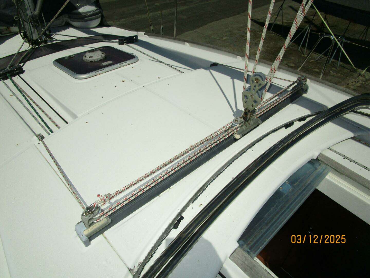 2010 Beneteau Oceanis 43 - Image 9