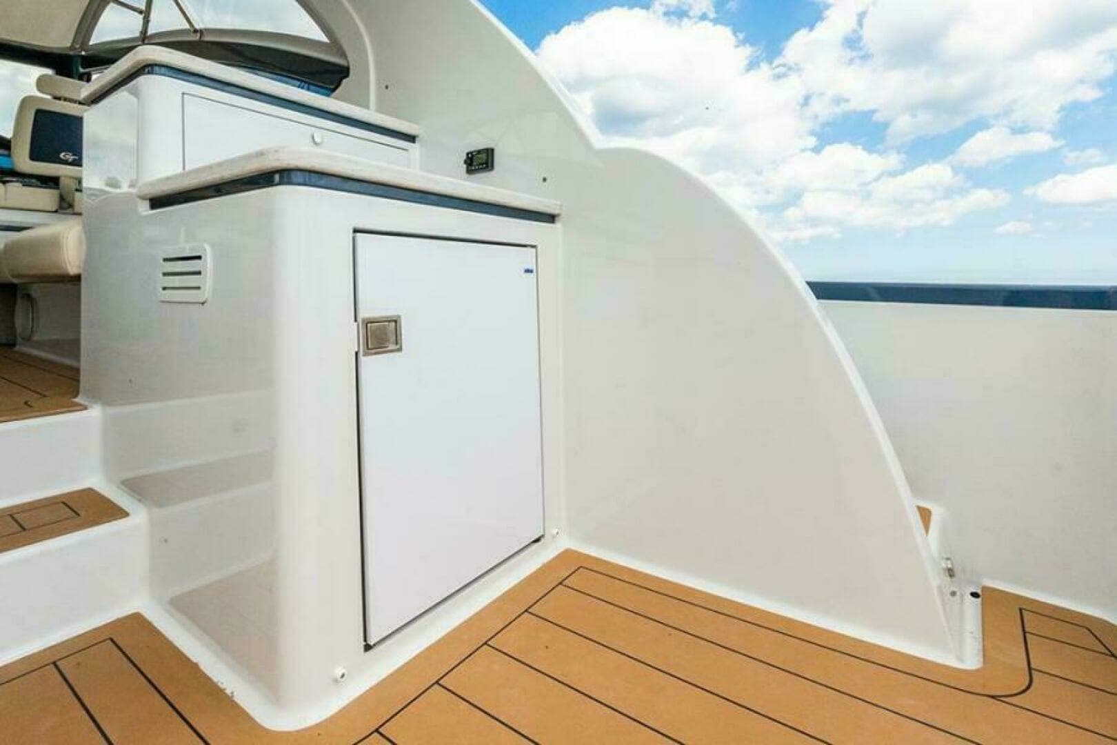 2019 Palm Beach Motor Yachts GT50 - Image 24