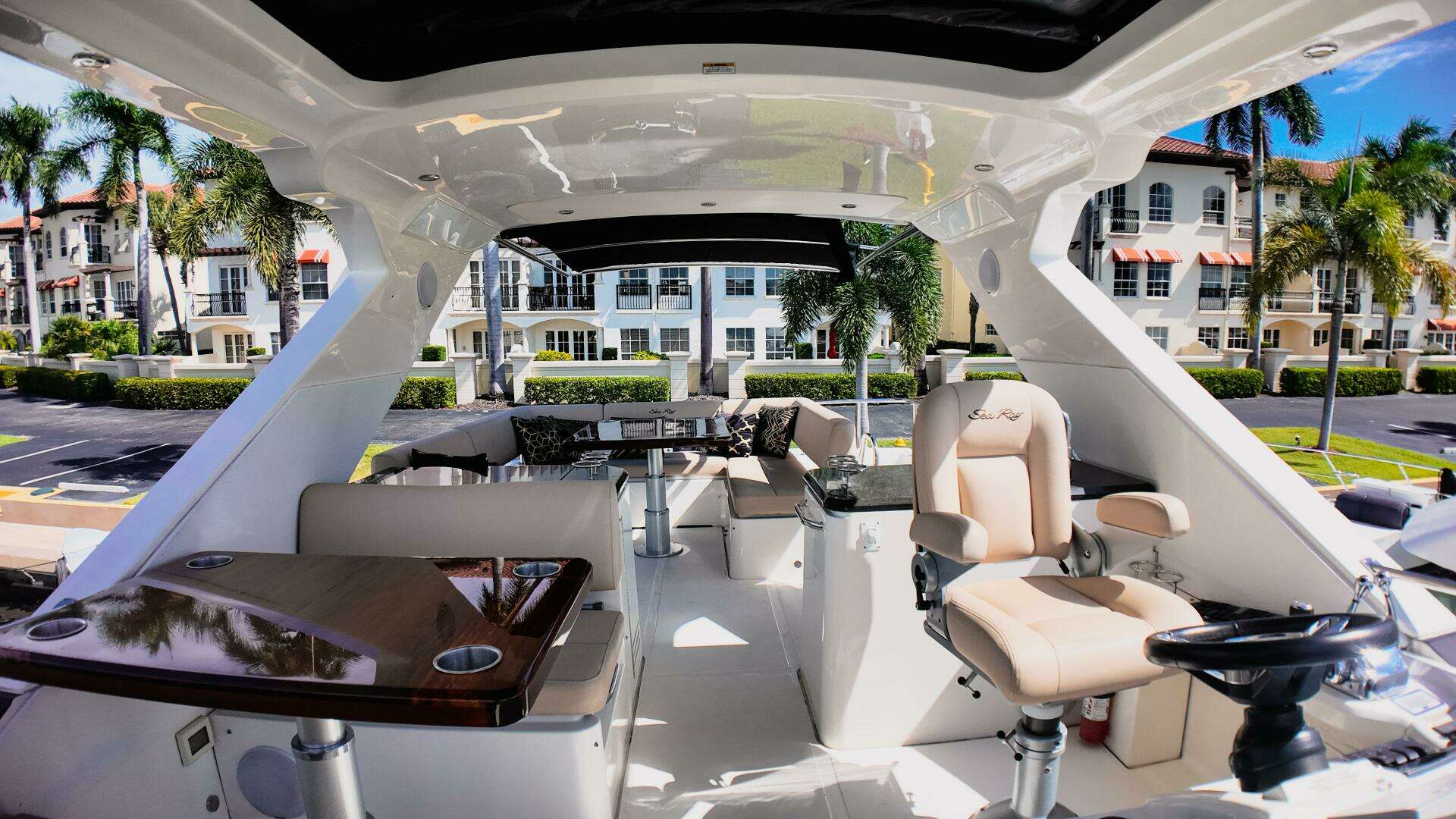 2016 Sea Ray L590 Fly - Image 22