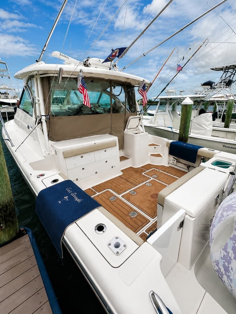 2016 Pursuit OS 345 Offshore - Image 4