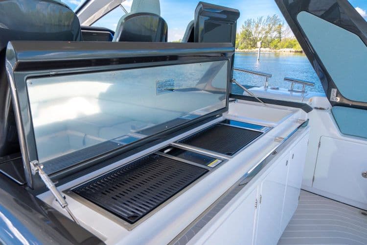 2025 Azimut Verve 48 - Image 25