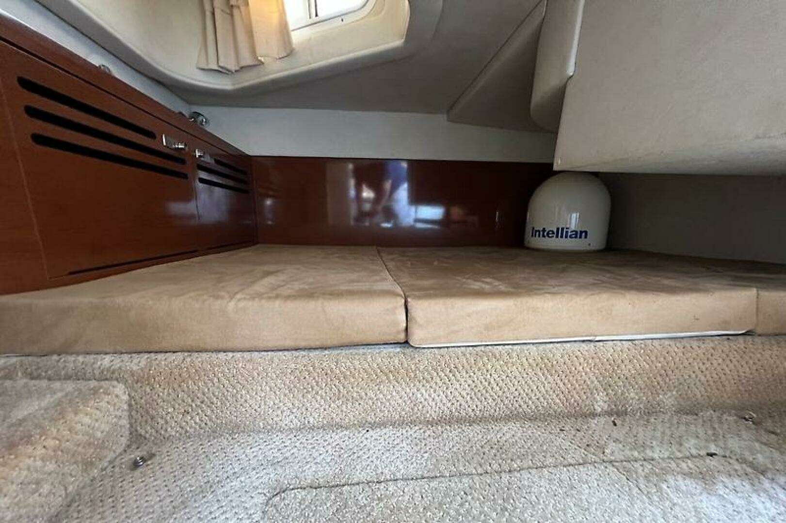 2011 Sea Ray 280 Sundancer - Image 19