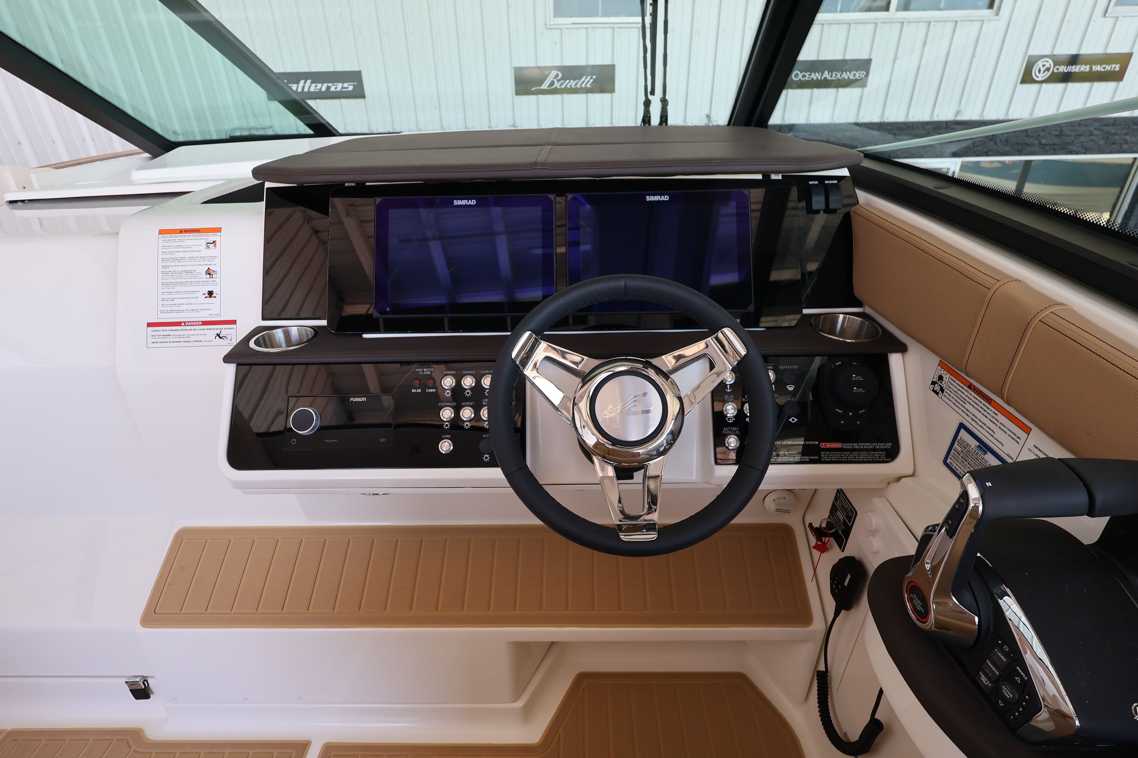2026 Sea Ray Sundancer 320 Outboard - 22