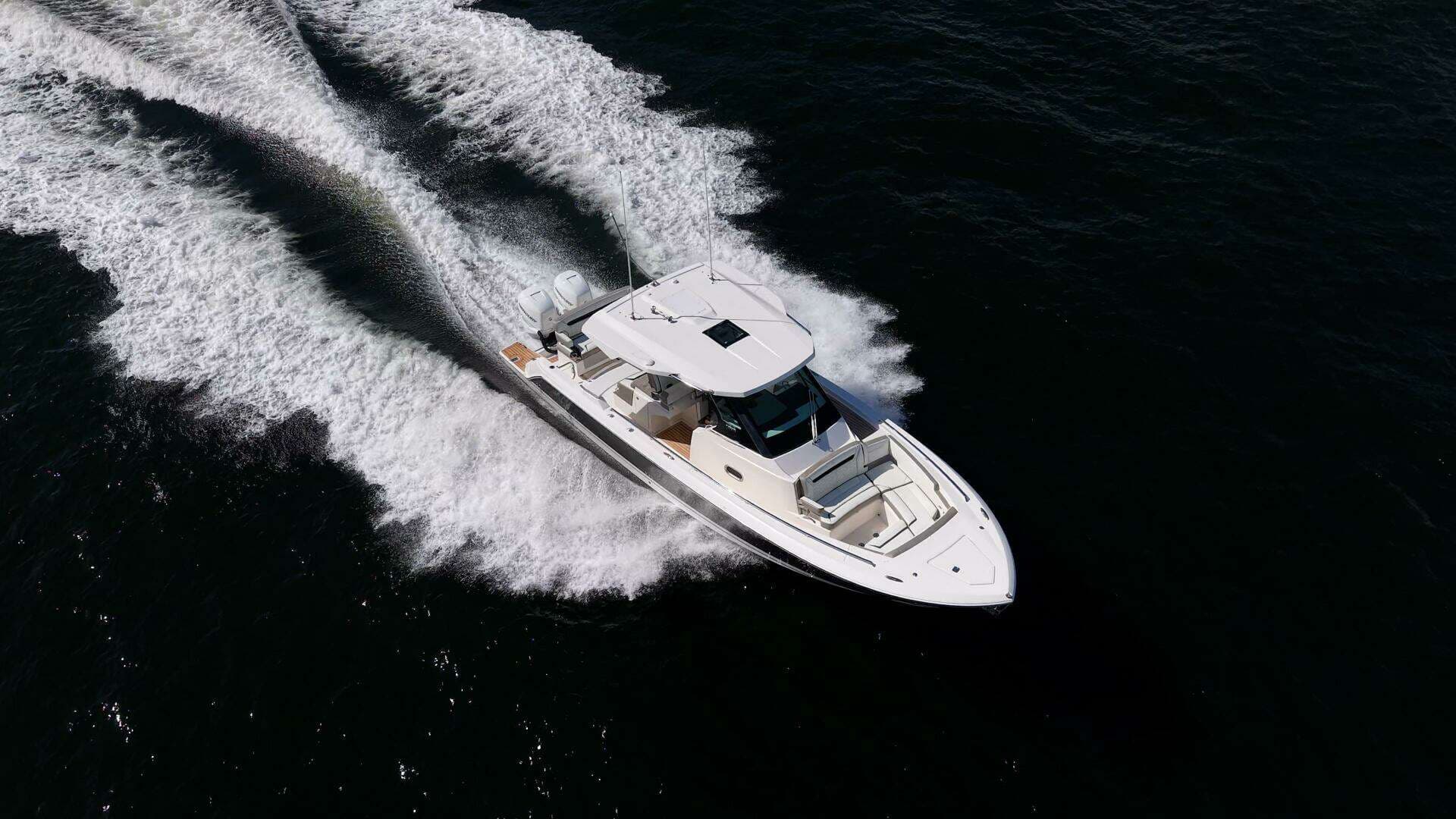 2023 Tiara Yachts 34LS - Image 19