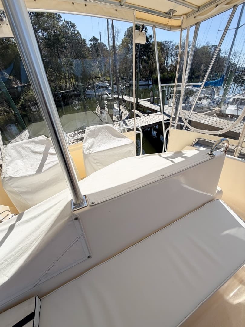 1988 Pacemaker 36 Convertible - Image 26