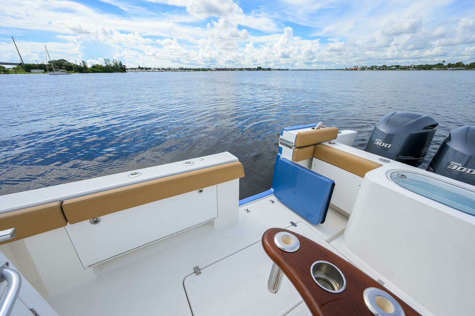 2018 Buddy Davis 42 Center Console - Image 37