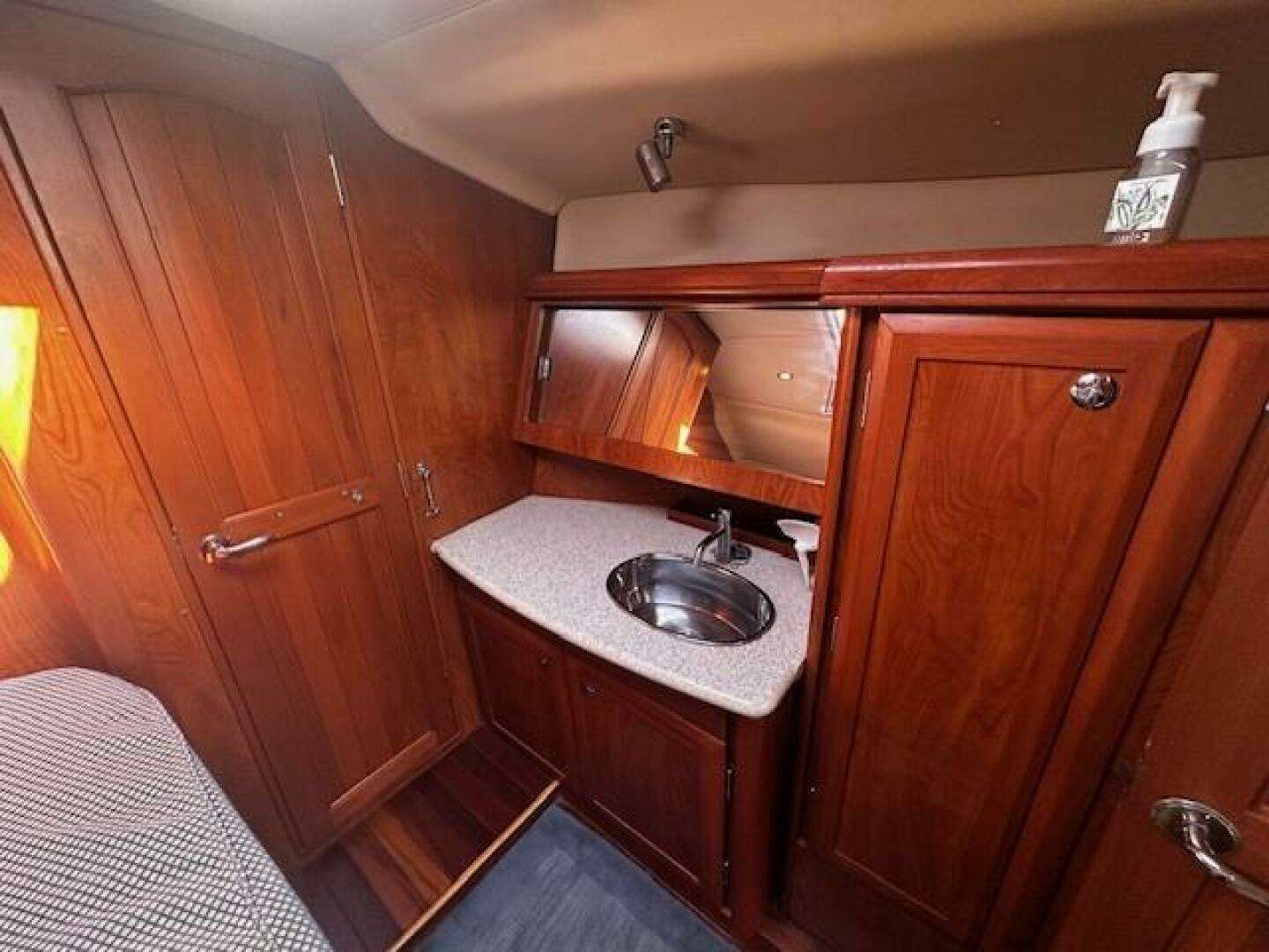 2011 Hunter 45DS - Image 40