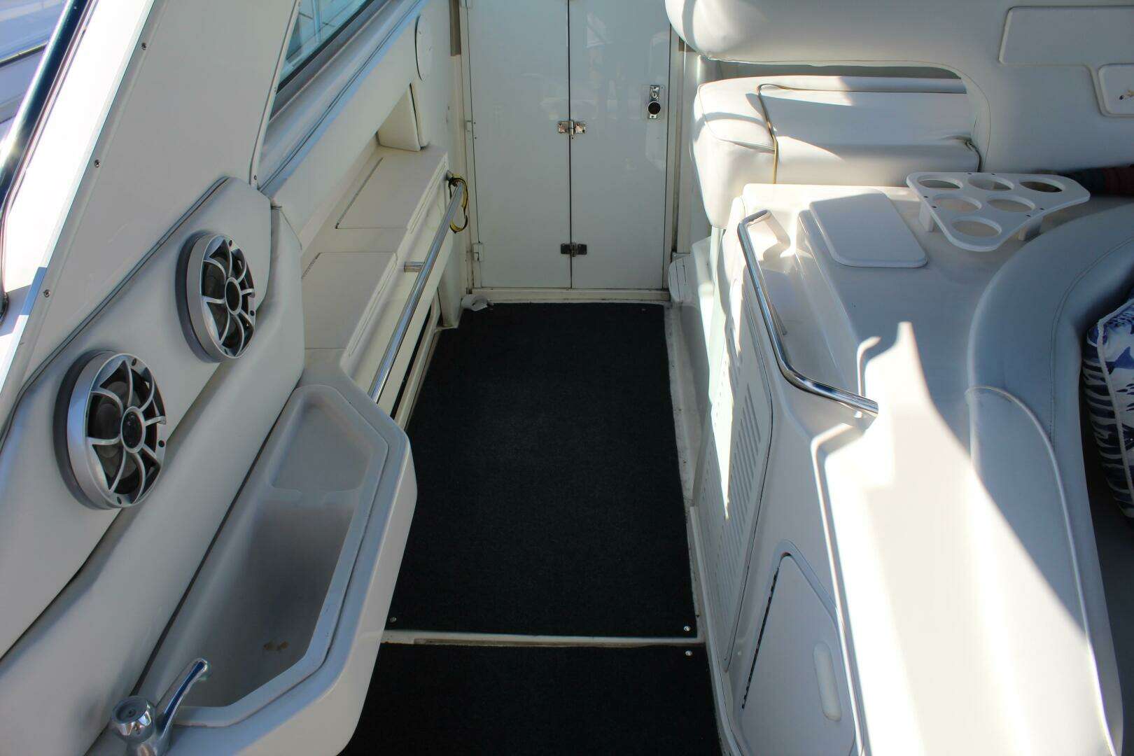 1996 Sea Ray 500 Sundancer - Image 16