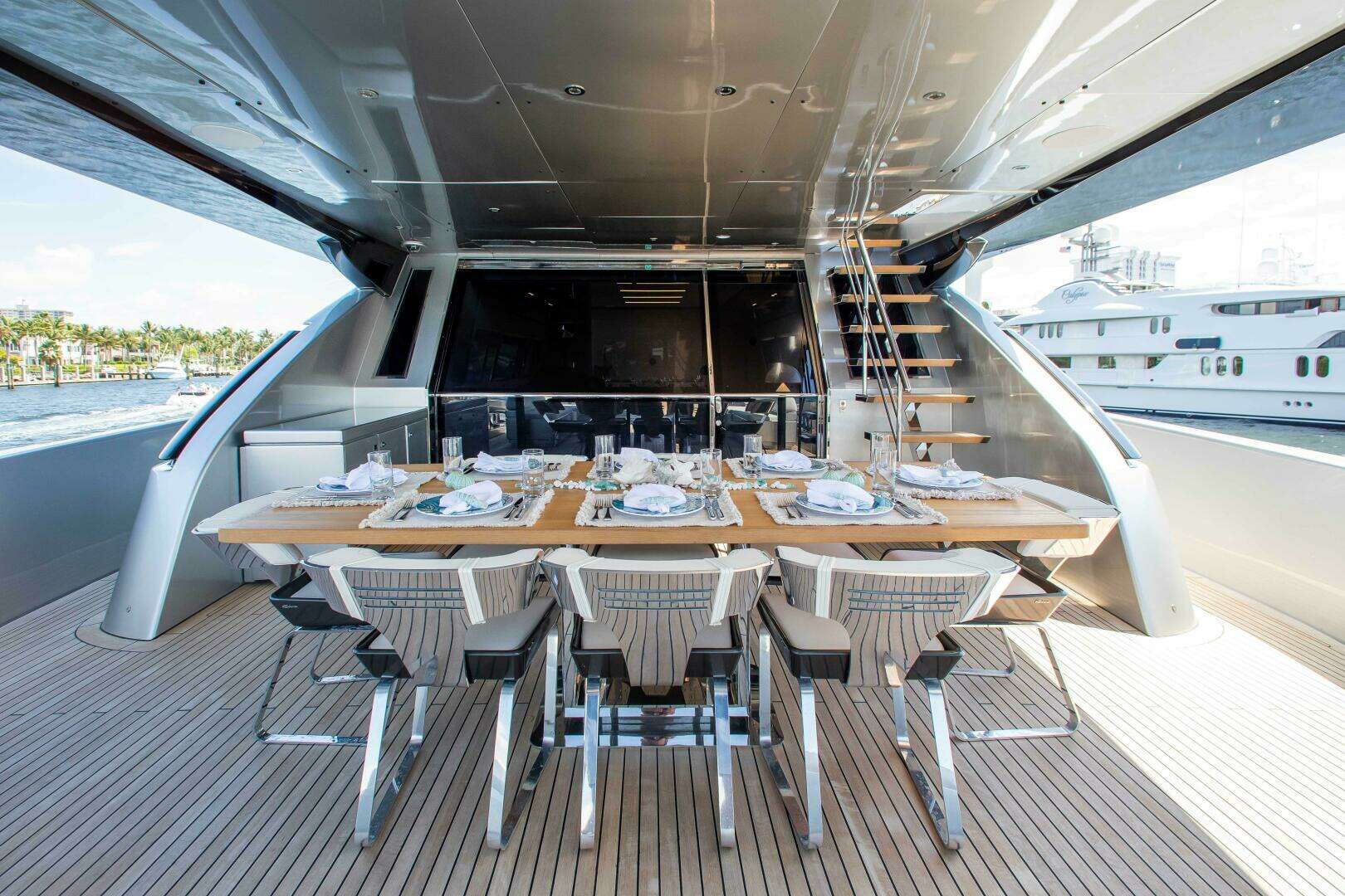 2014 Riva Mythos - Image 23