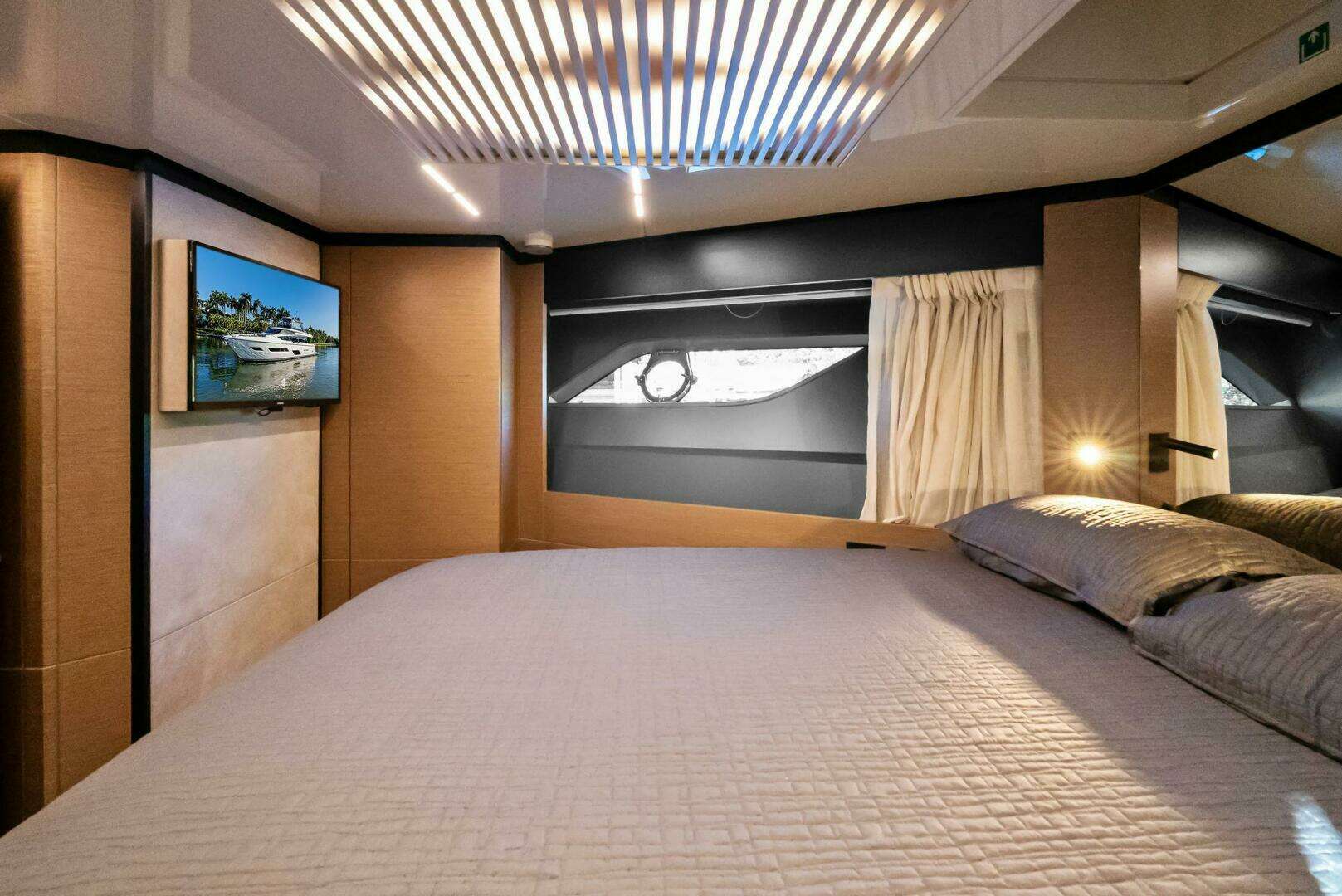 2019 Ferretti Yachts 780 - Image 58