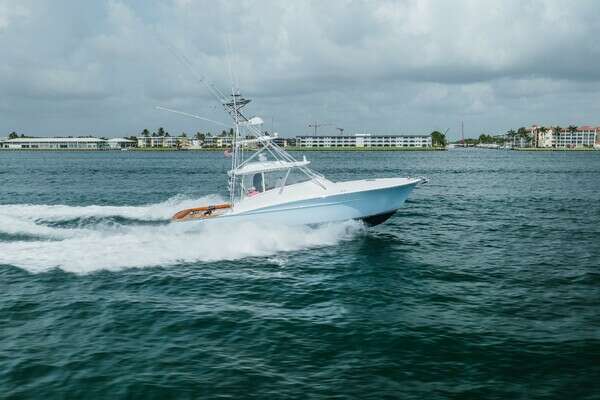 2019 Custom Carolina Daniels Express Sportfish - Image 1
