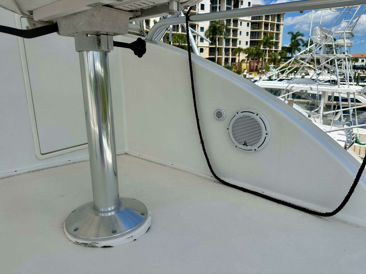 2005 Ocean Yachts 50 Super Sport - Image 17