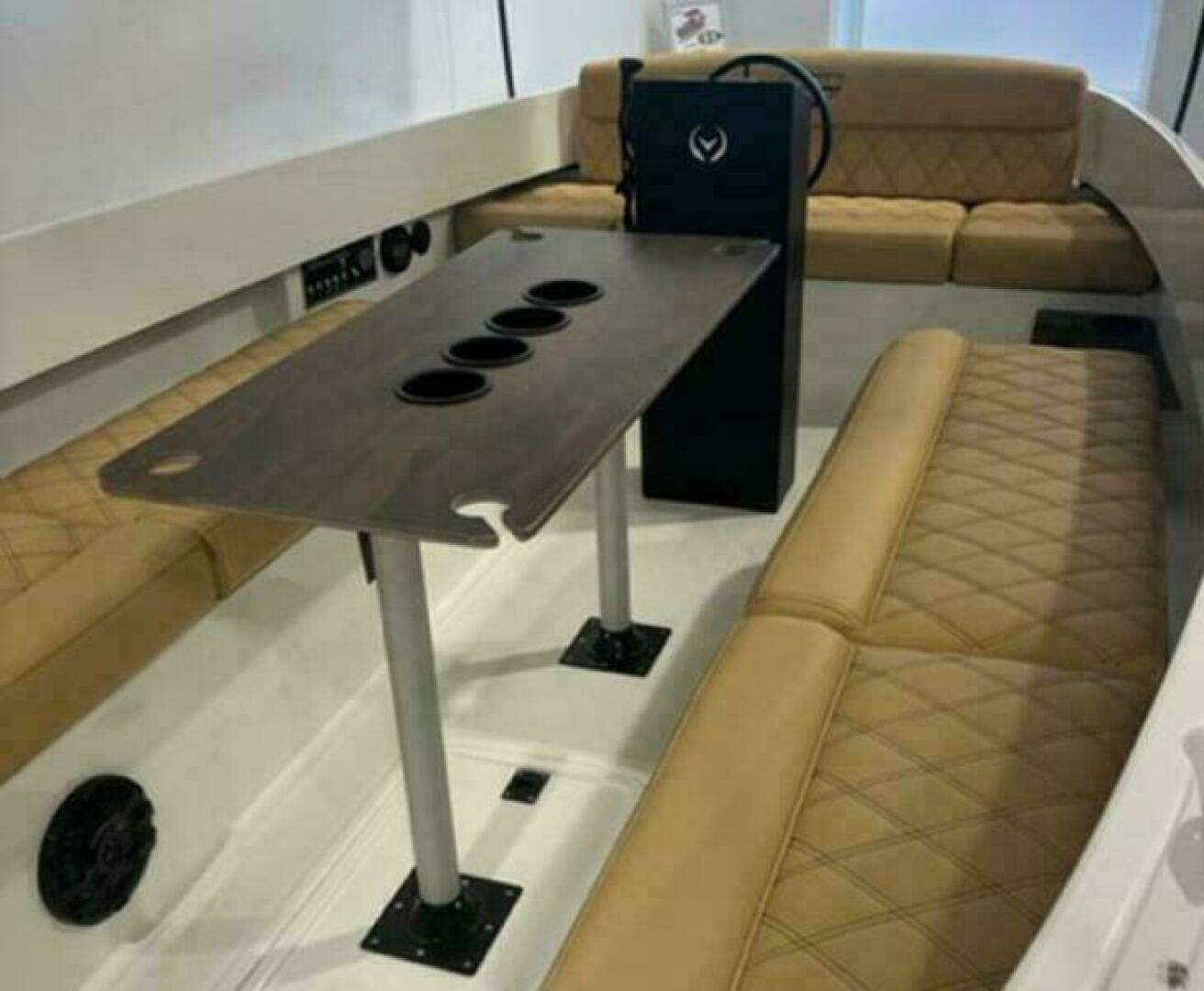 2023 Vision Fantail 217 - Image 3