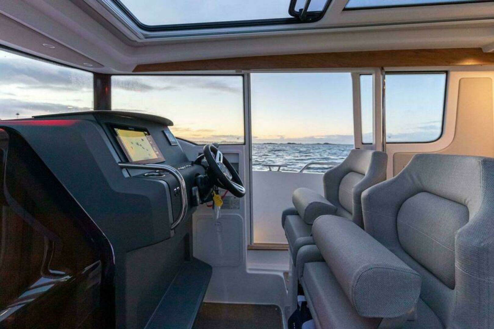 2025 Nimbus Commuter 9 - Image 11