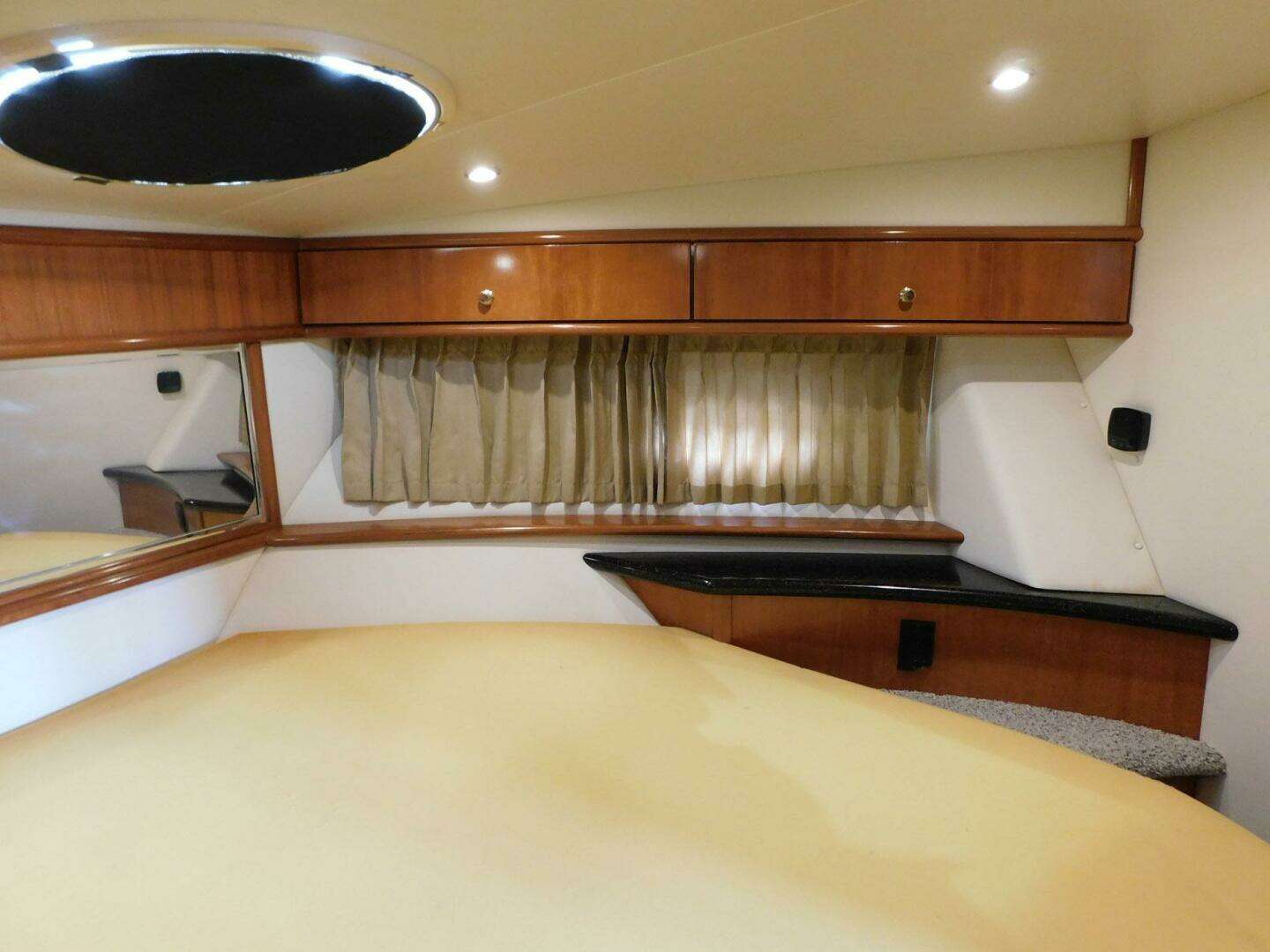 2003 Carver 44 CPMY - Image 38