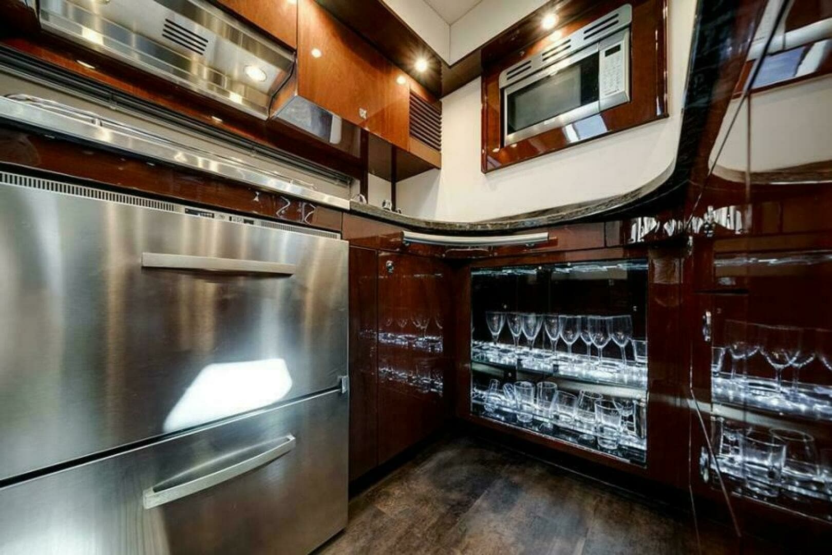 2012 Sea Ray 610 Sundancer - Image 27