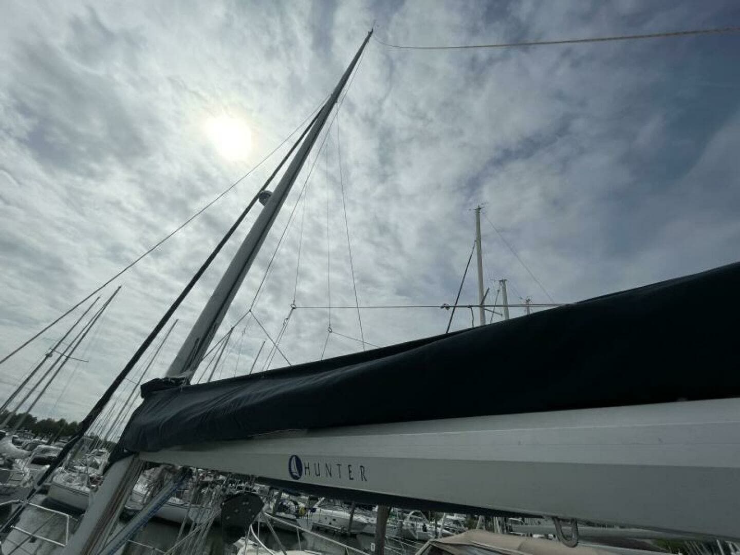 1991 Hunter 36 Vision - Image 14
