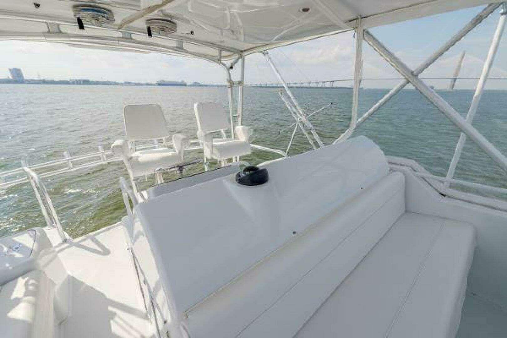 2002 Hatteras 50 Convertible - Image 11