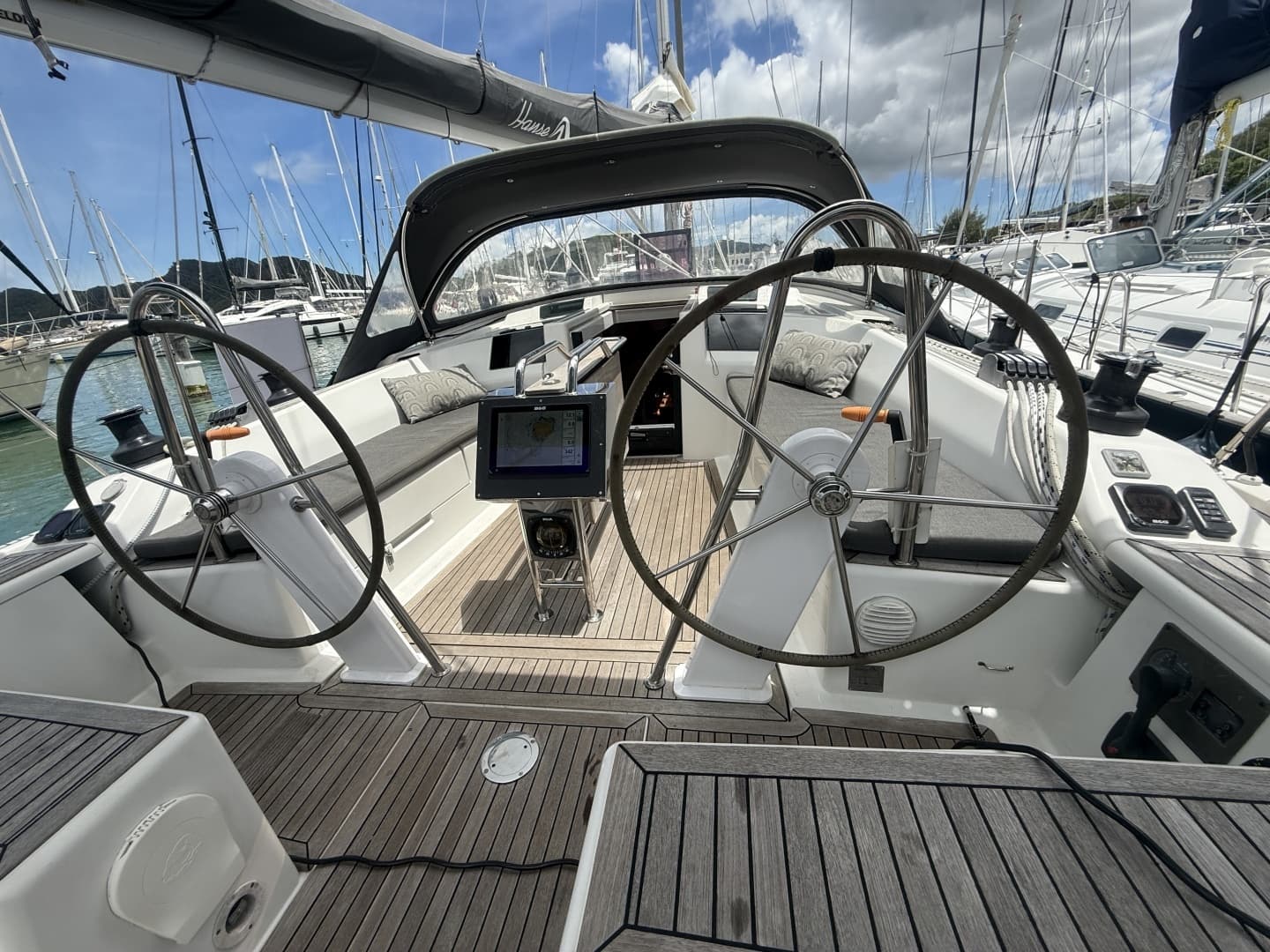 2013 Hanse 415 - Image 5