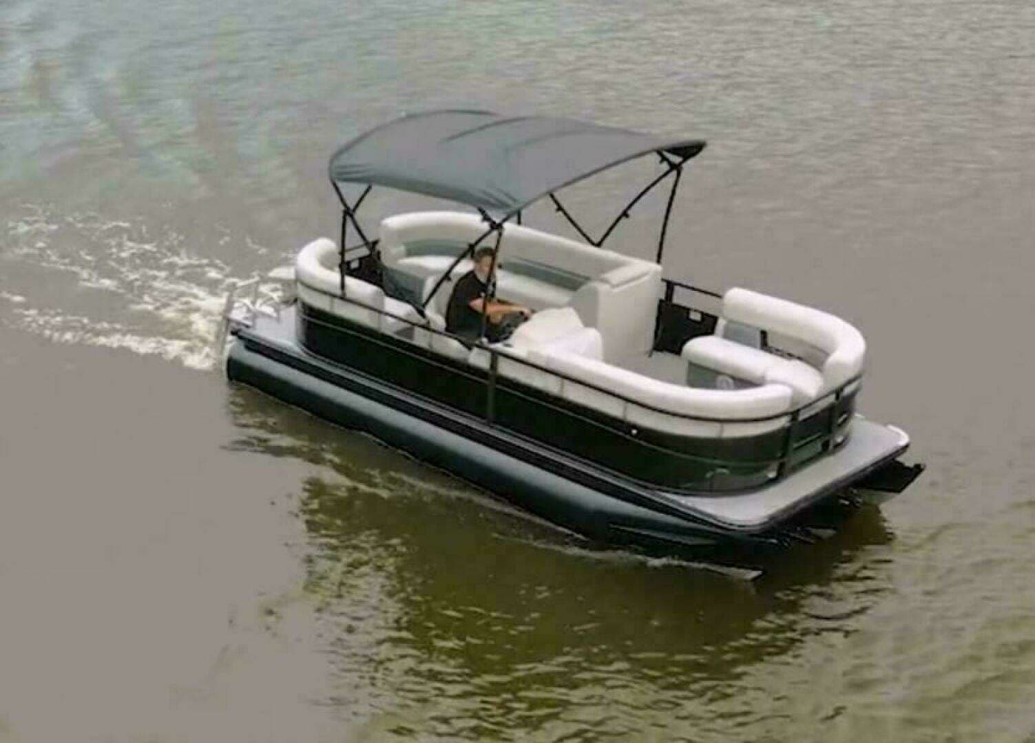 2024 Vision WX Tritoon - Image 10