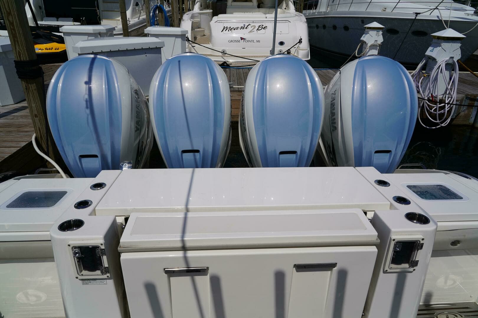 2022 Pursuit 428 - Image 23