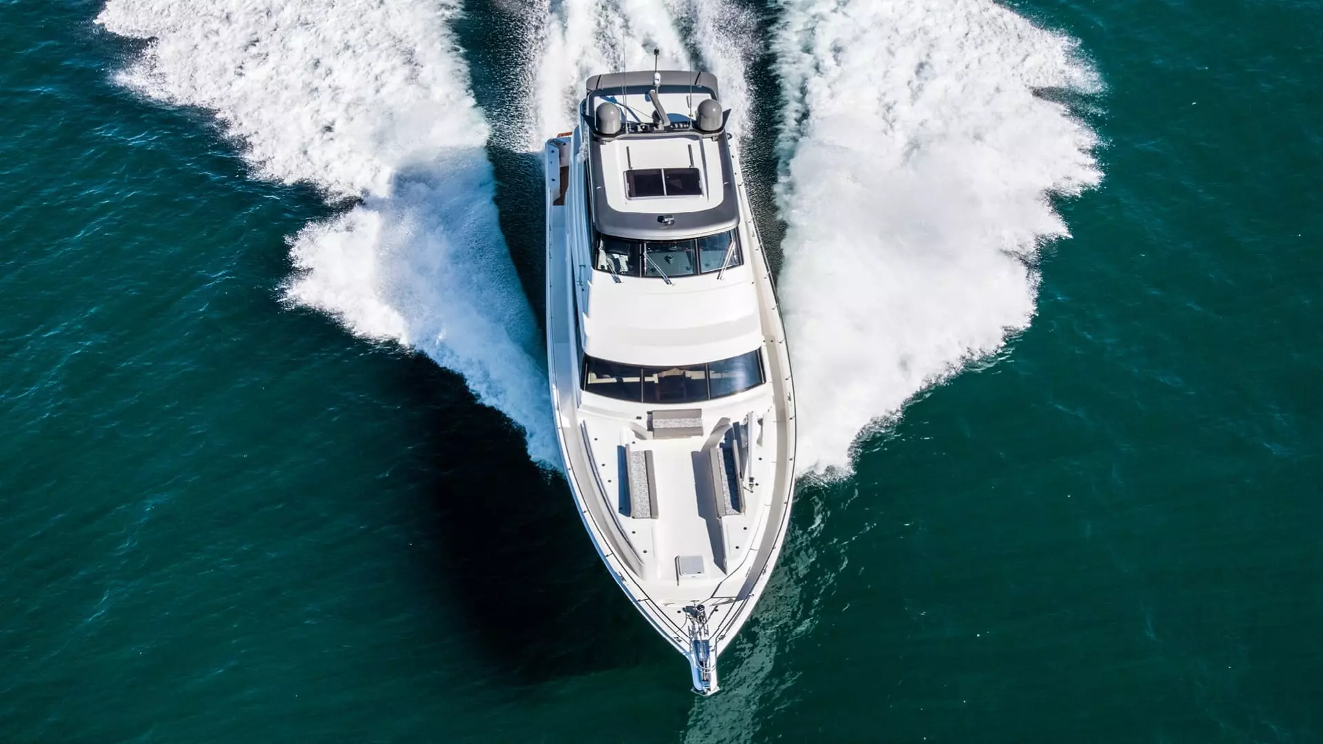 2026 Riviera 68 Sports Motor Yacht - Image 2