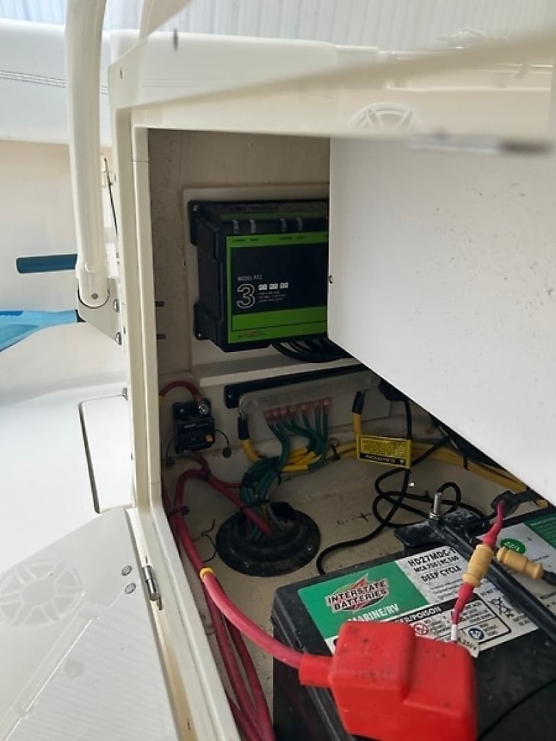 2022 Cobia 262 - Image 10