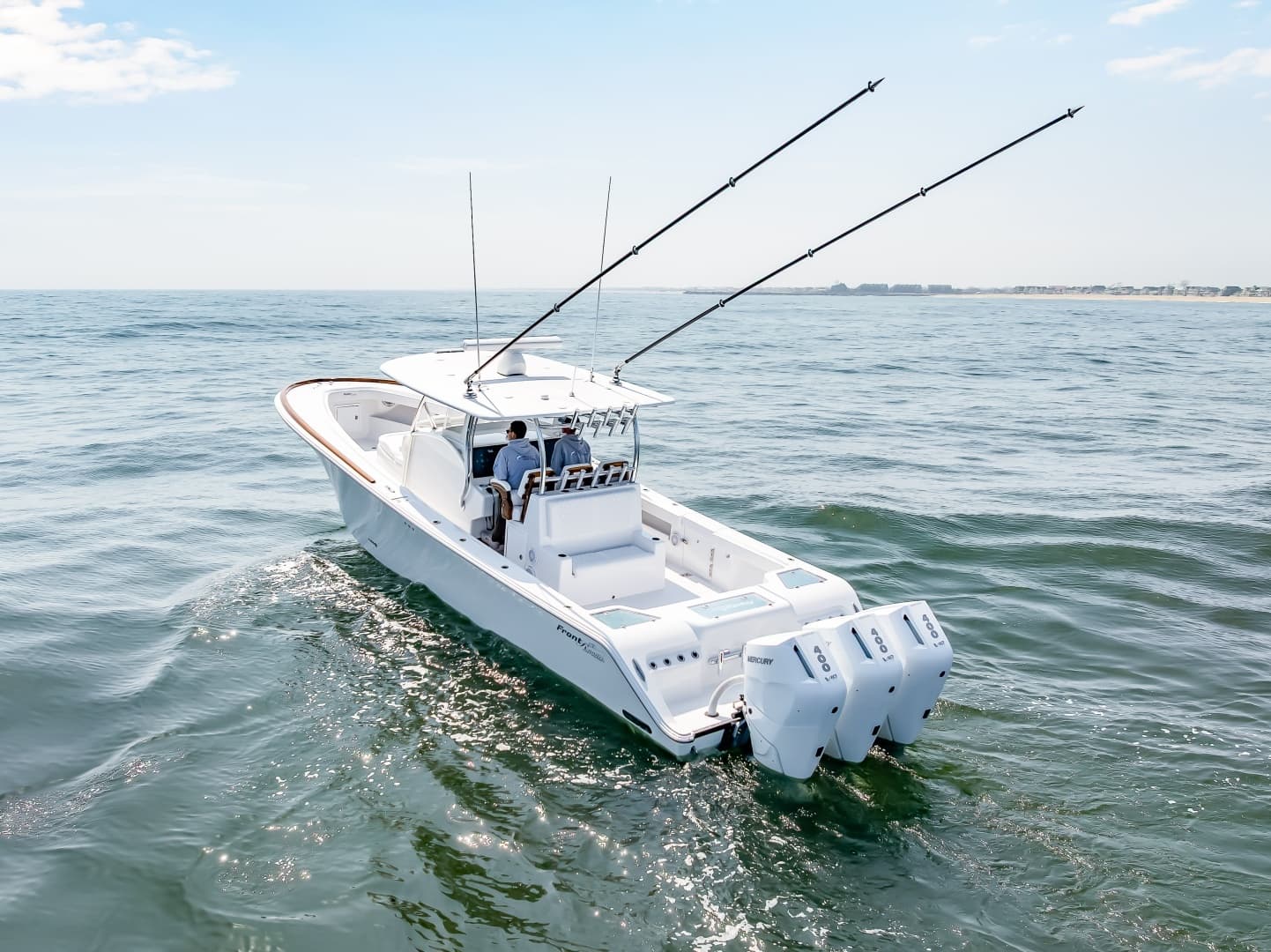 2026 Front Runner 39 Center Console - Image 10