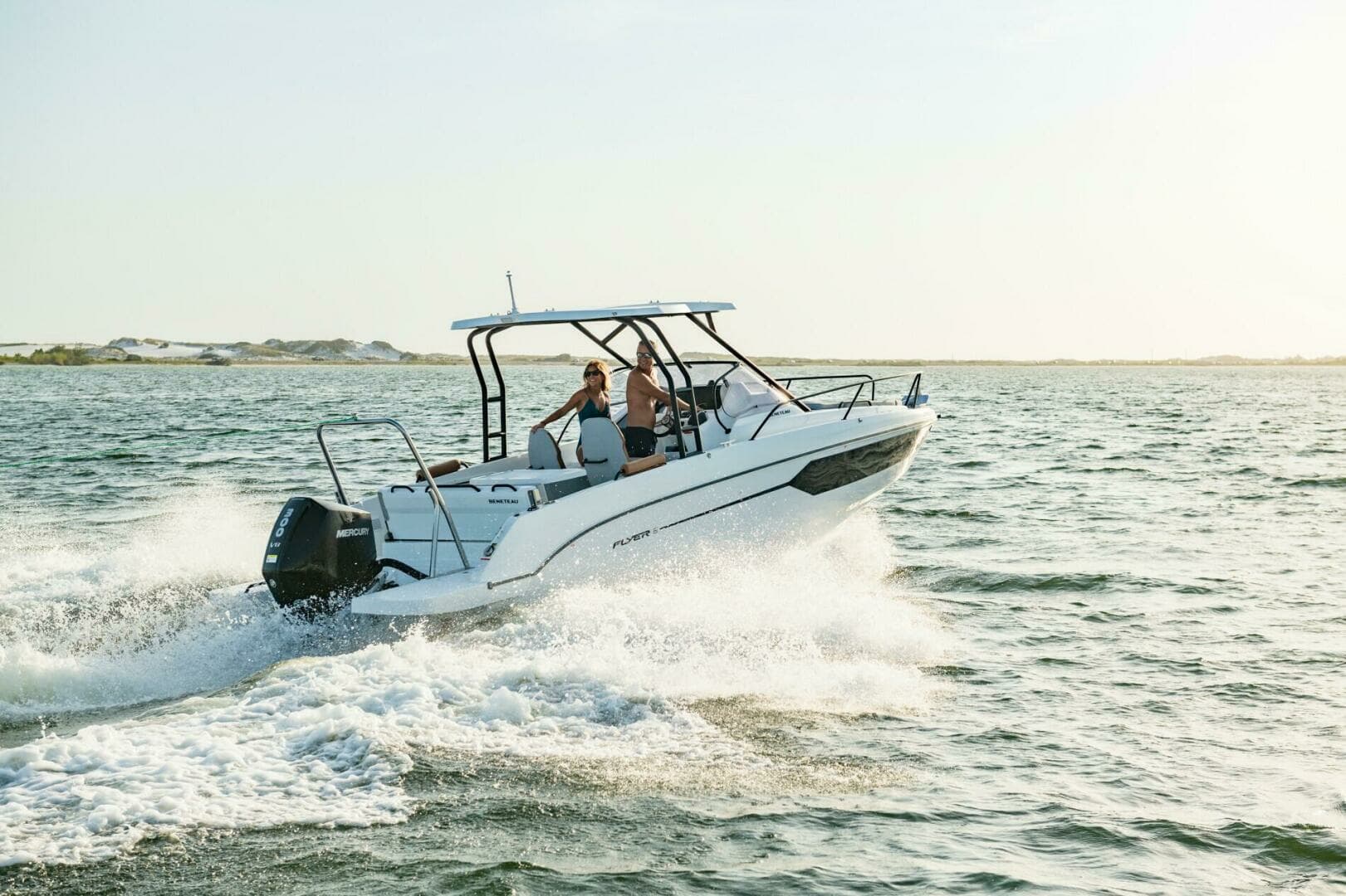 2023 Beneteau Flyer 8 Sundeck - Image 11