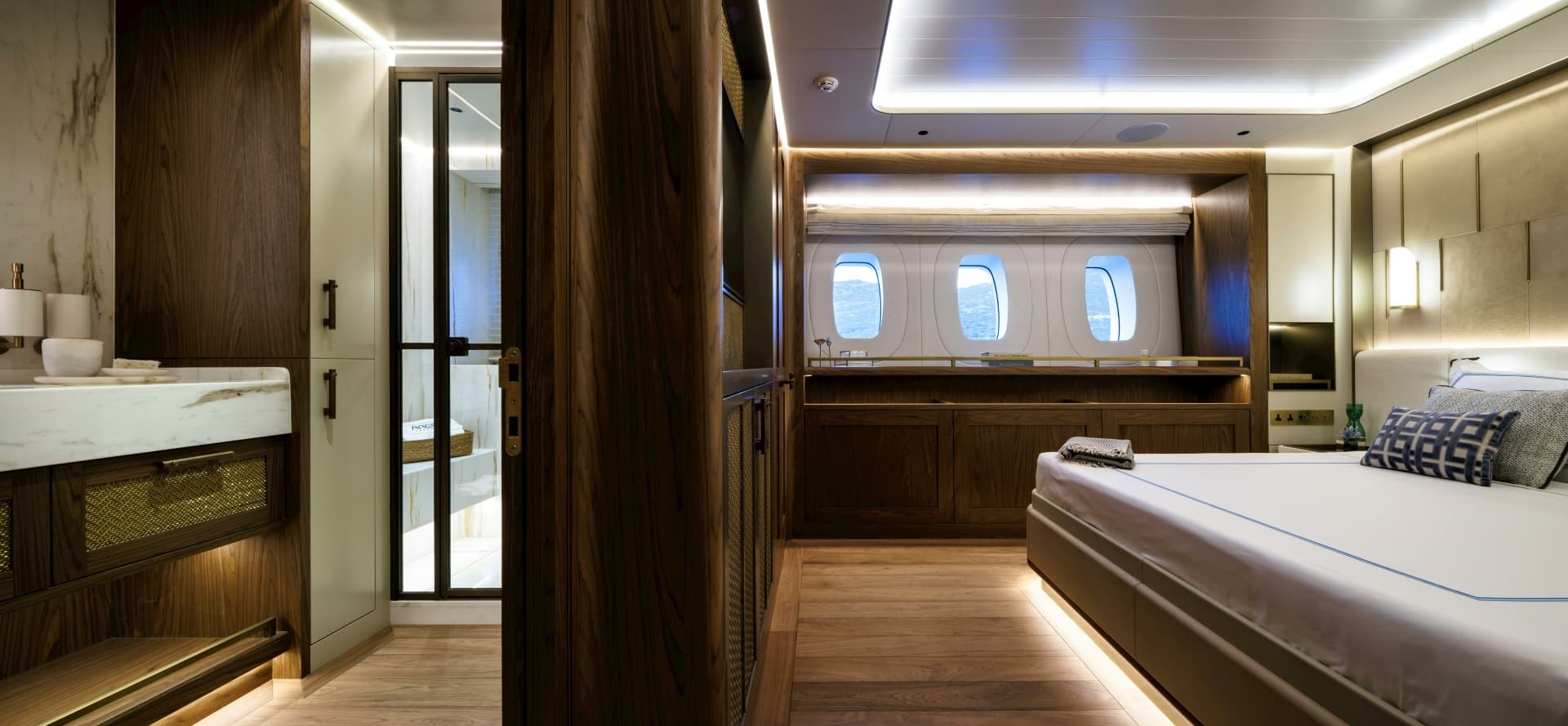 2026 Ares Yachts — - Image 57