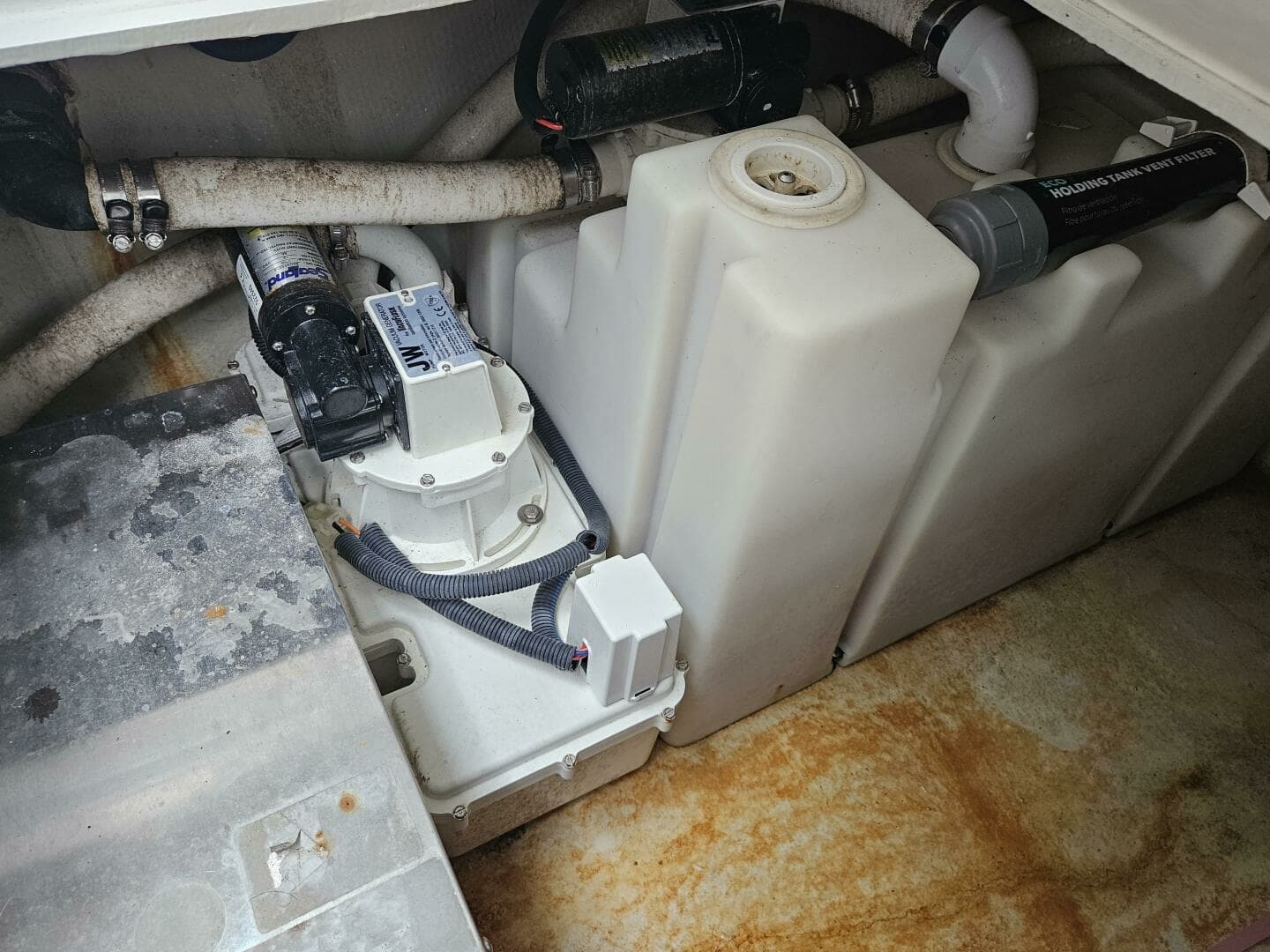2007 Cobalt 323 - Image 23