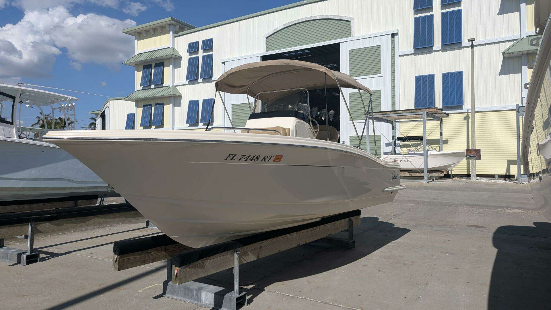 2019 Scout 215xsf - Image 5