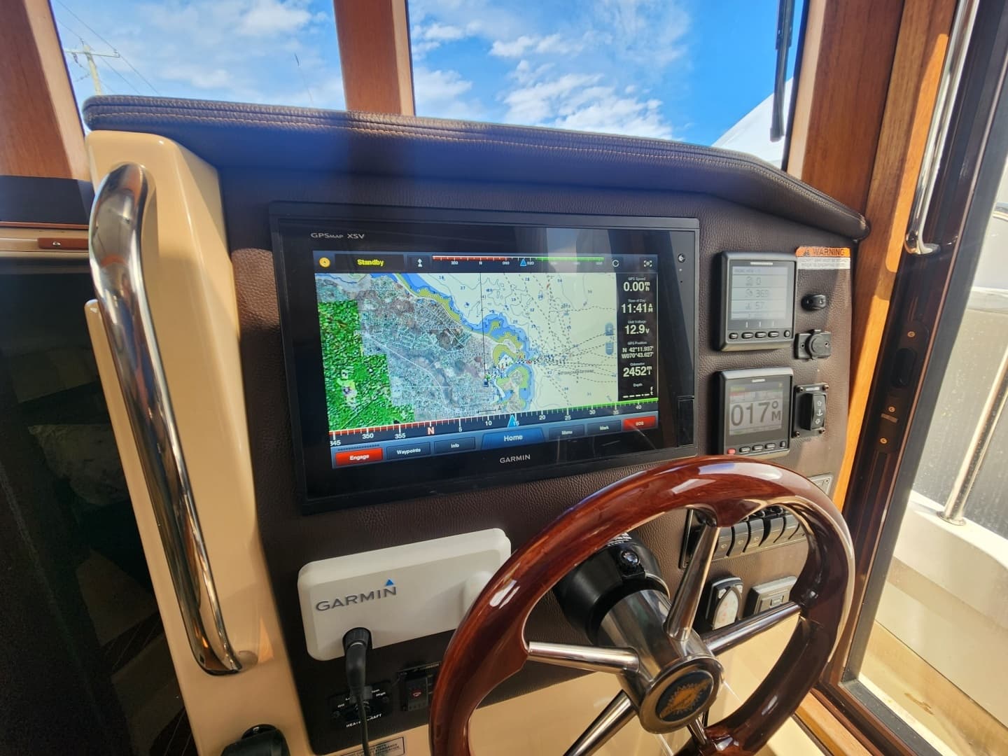 2019 Ranger Tugs R-31 CB - Image 5